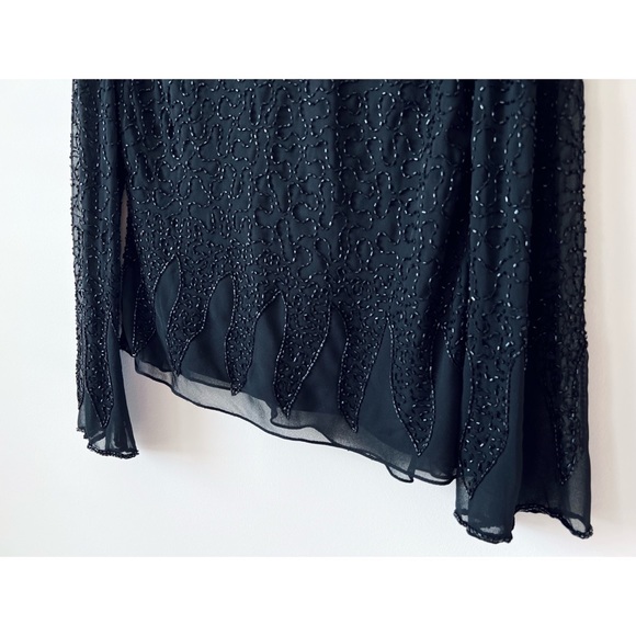 JKARA 🌸 Beaded Black Bell Sleeve V-Neck Top w Sharktail Hem - Picture 3 of 13